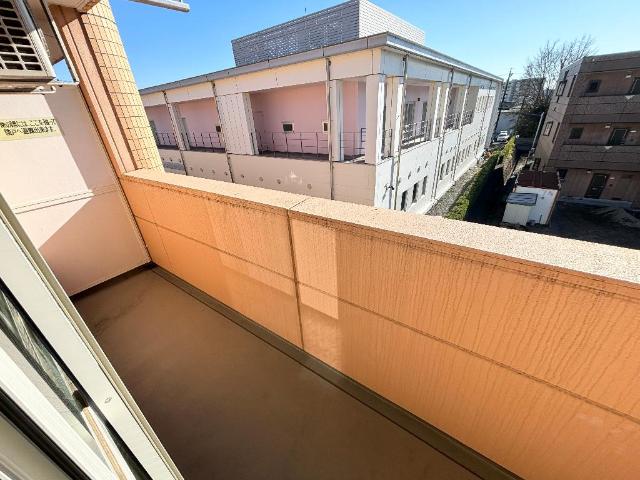 21/28 バルコニー