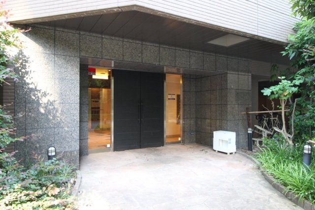 19/24 エントランス