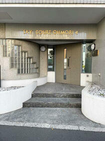 16/16 エントランス