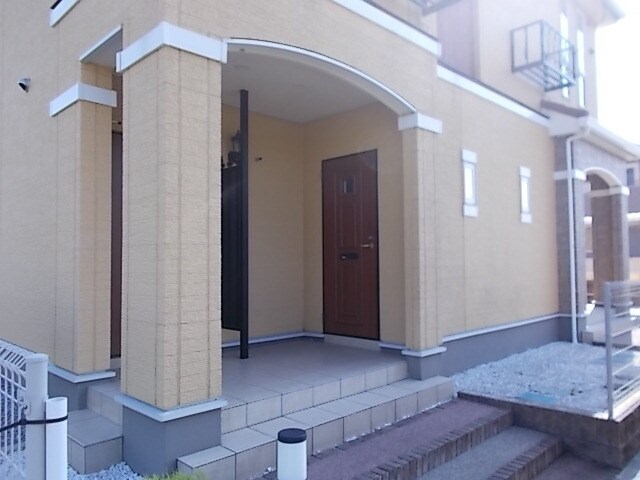 21/28 エントランス