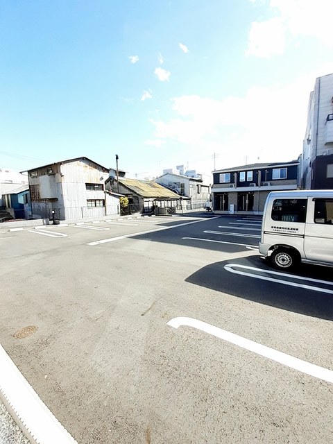 14/20 駐車場