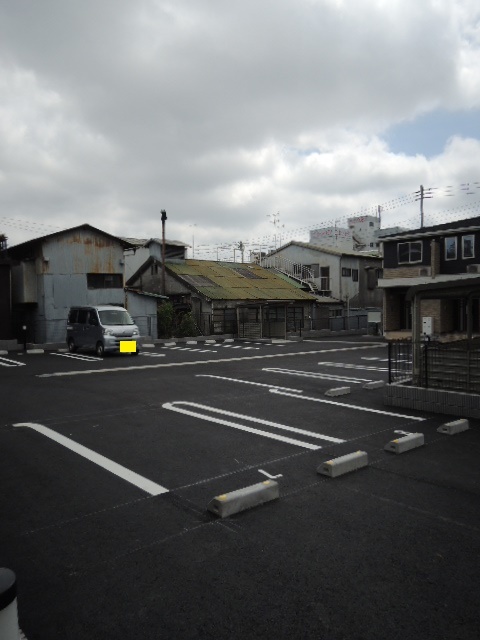 14/20 駐車場