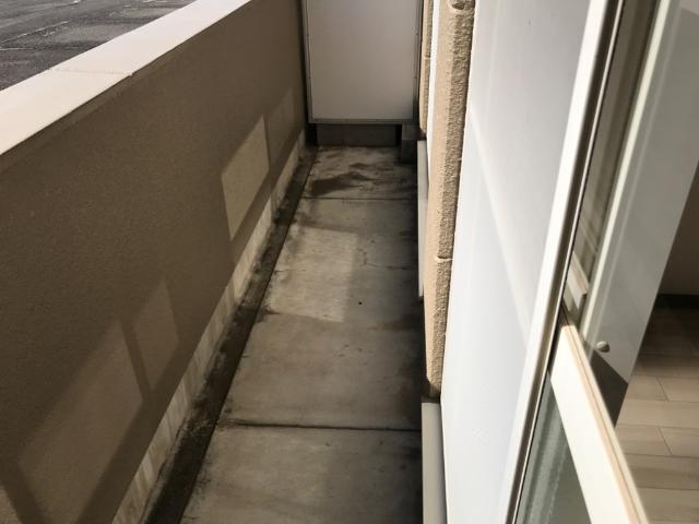 15/22 バルコニー