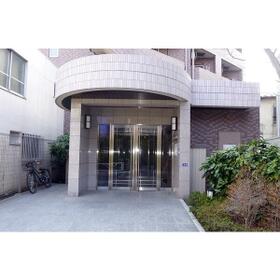 2/3 エントランス