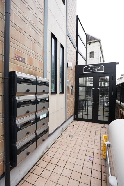 4/5 エントランス