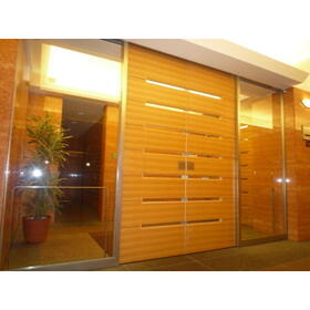 15/16 エントランス