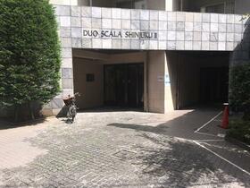 2/2 エントランス