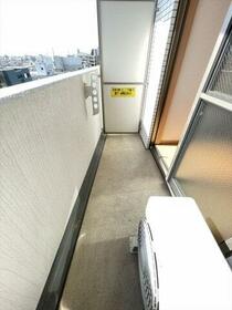 13/16 バルコニー