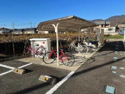 13/14 エントランス