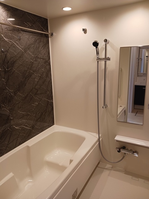 シャワールーム