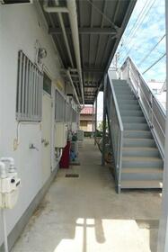 16/16 エントランス