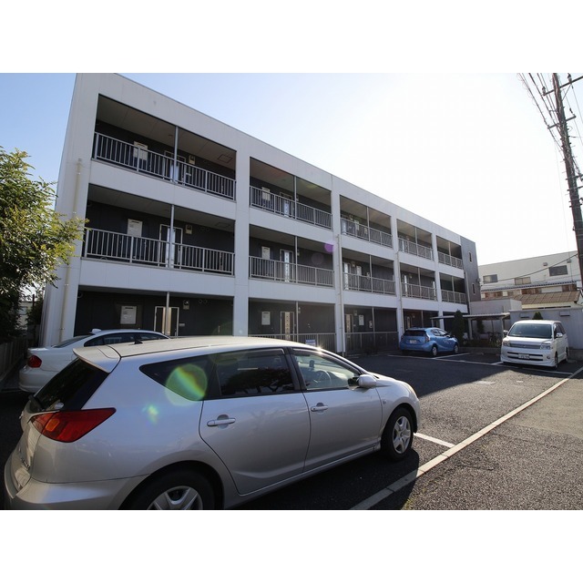 14/22 駐車場
