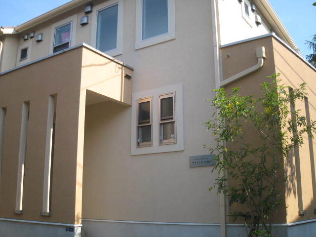 24/24 エントランス