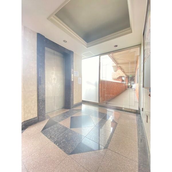 2/13 エントランス