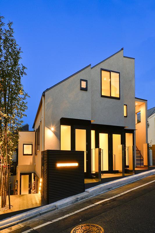 14/14 エントランス