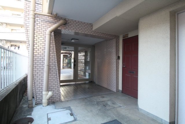 4/5 エントランス