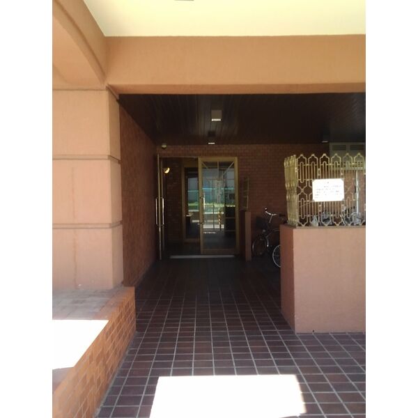 3/10 エントランス