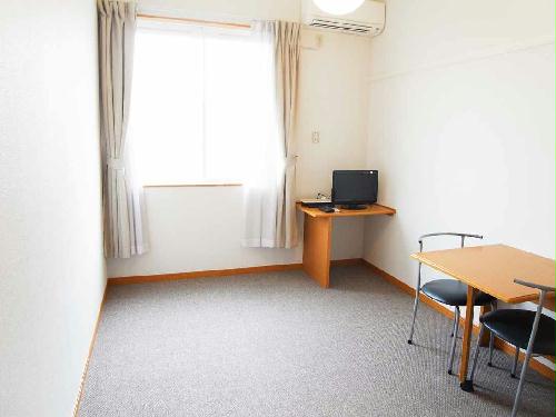 4/14 寝室