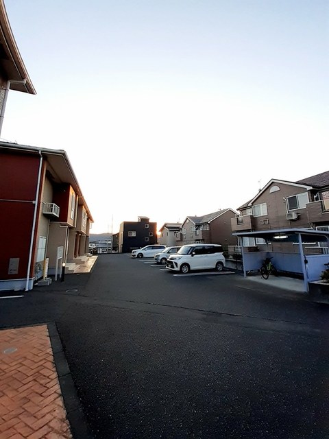 2/8 駐車場