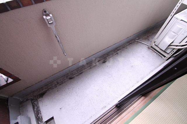 19/25 バルコニー