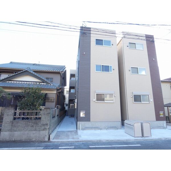 1/16 外観