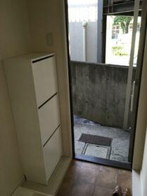 2/2 エントランス