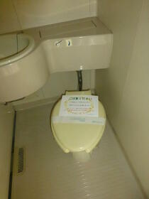 13/16 トイレ