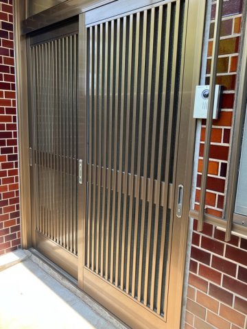 2/3 エントランス