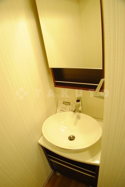 20/30 洗面