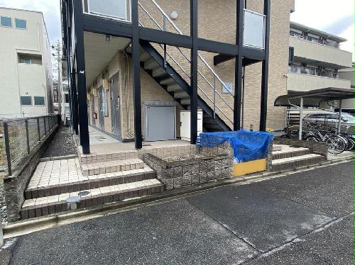 3/3 エントランス