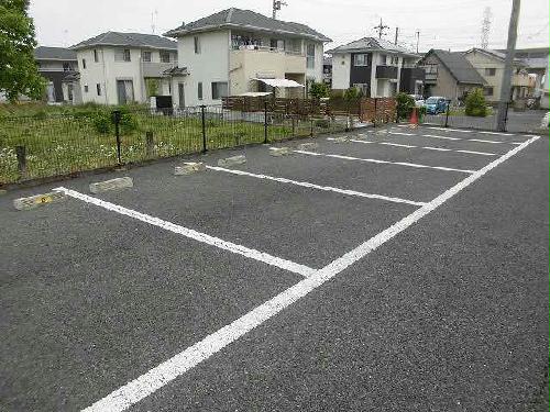2/2 駐車場