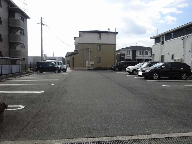 14/20 駐車場