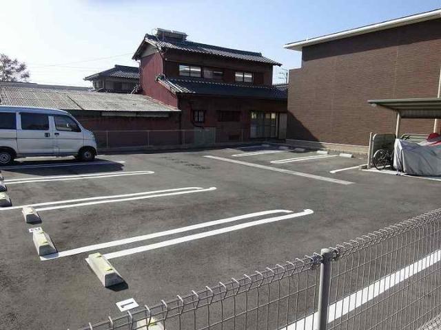 14/20 駐車場