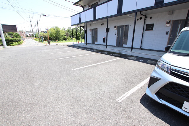22/22 駐車場
