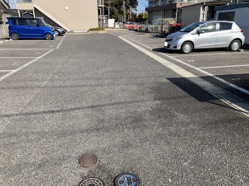 19/26 駐車場
