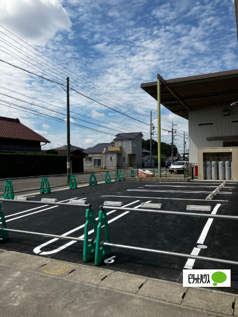 18/19 駐車場