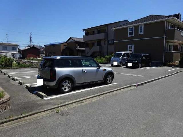 14/20 駐車場
