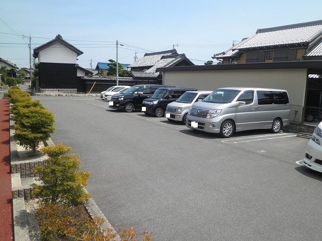 21/30 駐車場