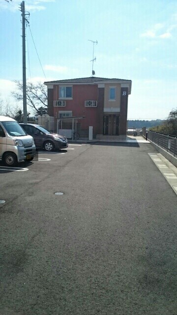 14/20 駐車場