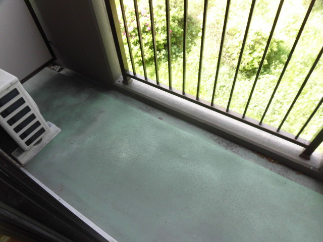 13/30 バルコニー