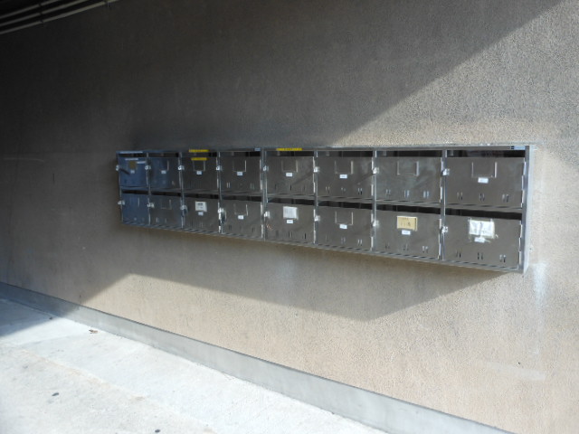 20/30 エントランス