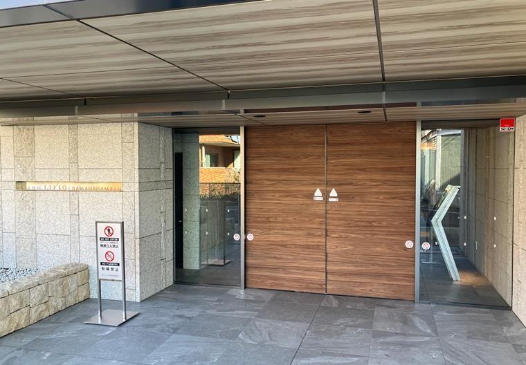 3/3 エントランス