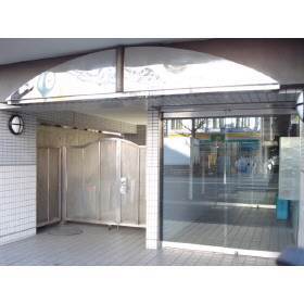 13/13 エントランス