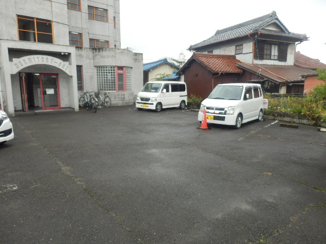 22/25 駐車場