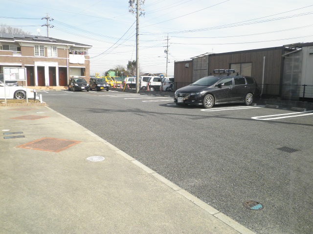 22/30 駐車場