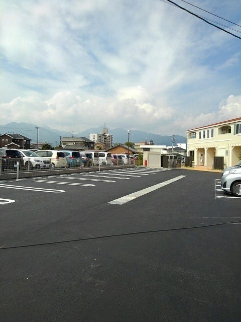 14/20 駐車場