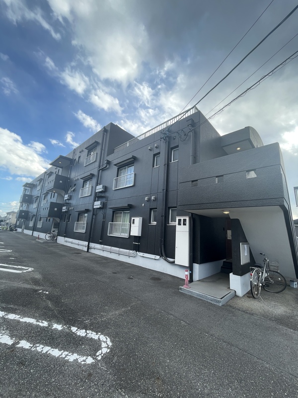 19/20 エントランス