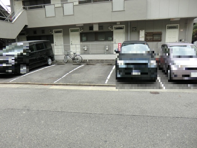 16/24 駐車場