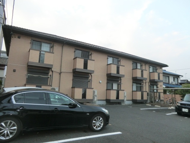 2/6 駐車場