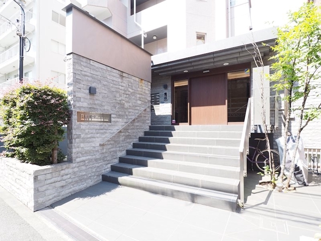 13/21 エントランス